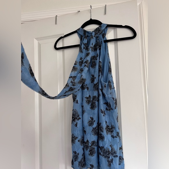 Torrid Clip Chiffon Mock Neck Halter - Picture 6 of 10